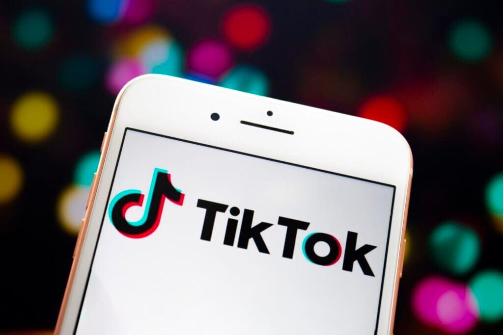 image-of-phone-with-tiktok